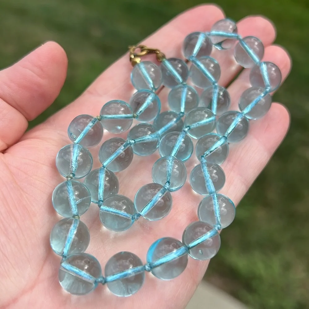 RARE Antique Light Aqua Blue Orb Pools of Light Handknotted Necklace - Picture 2 of 16